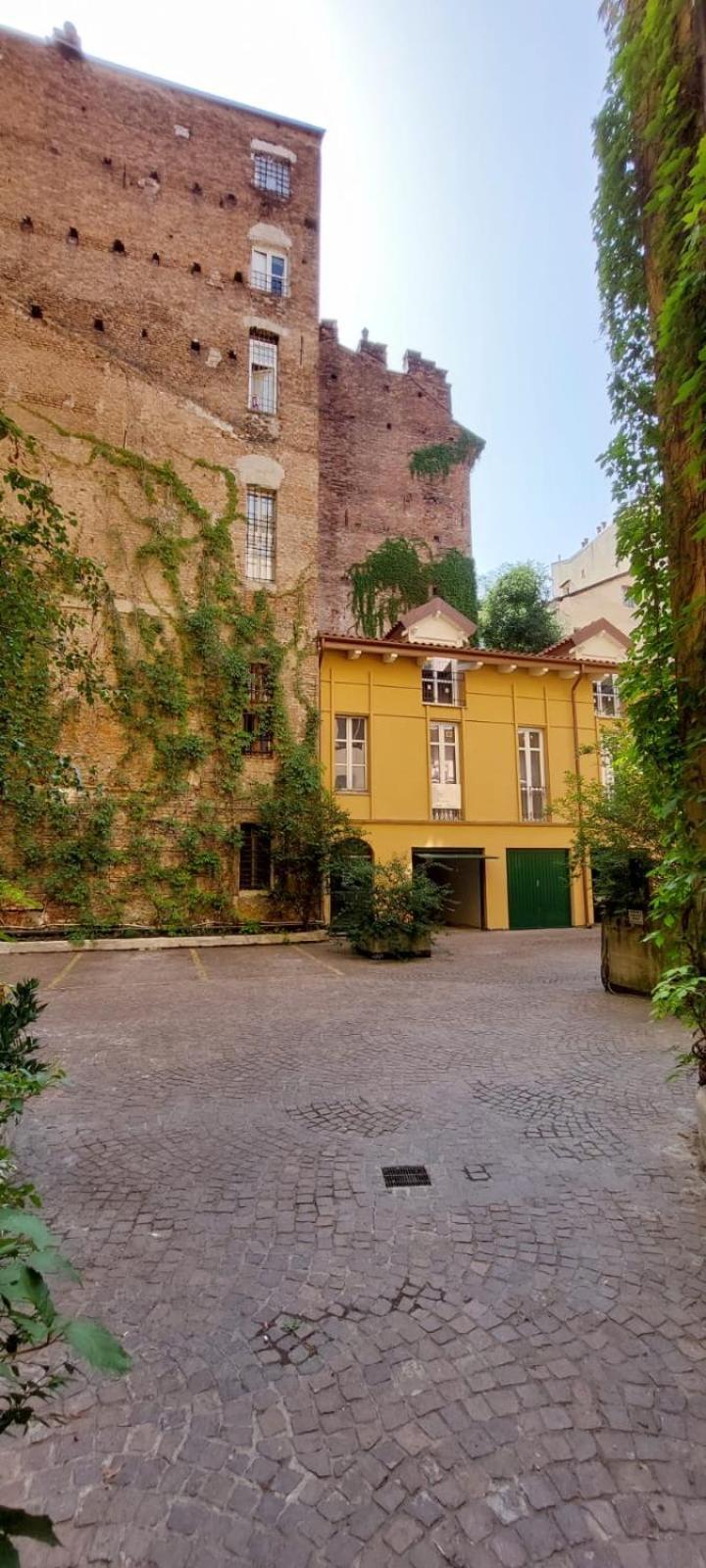 Апартаменты Acadamis - Garibaldi 9 Bis - Piazza Castello Турин Экстерьер фото